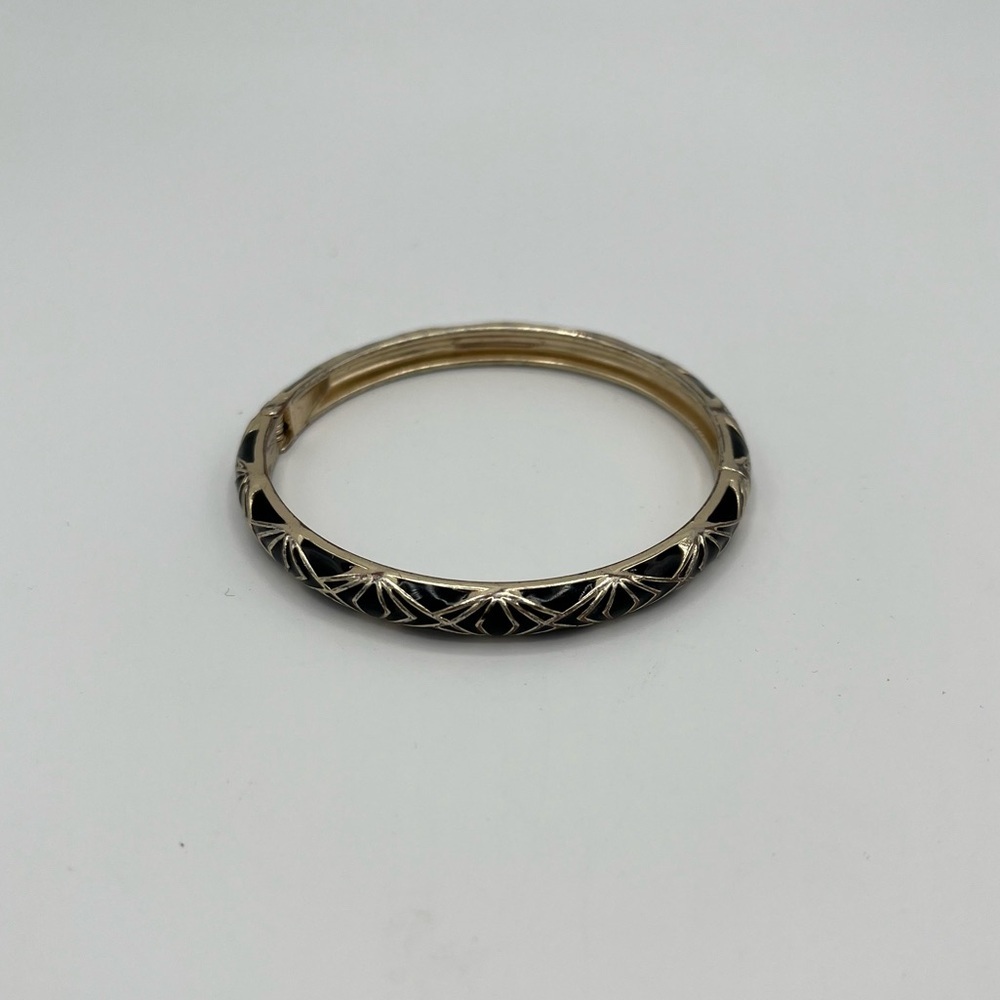 Sequin Black & Silver Tone Hinged Bangle Bracelet Geometric Art Deco Clamper - Picture 5 of 7
